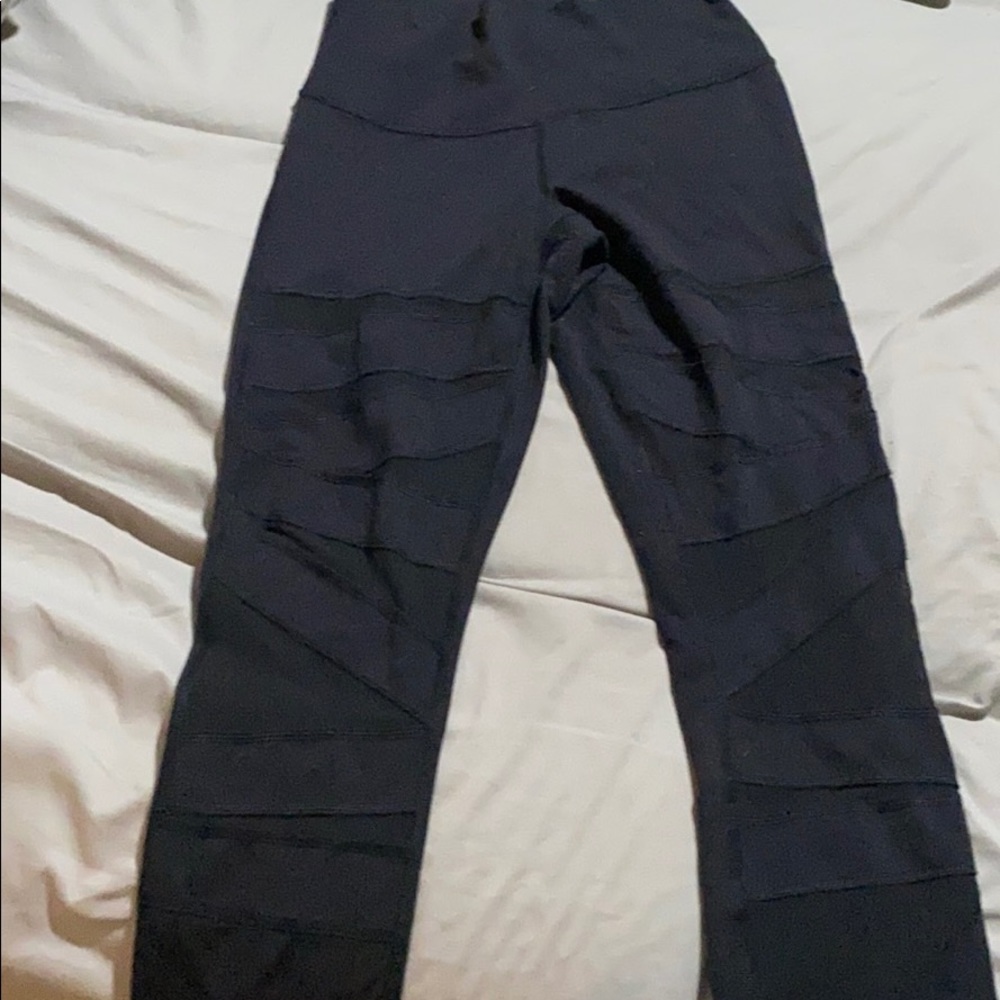 COPY - Lululemon high times tech mesh 7/8 sz 4